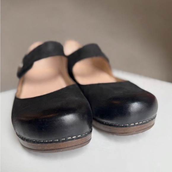 Dansko Beatrice Mary Jane clogs size 41 - Picture 7 of 10